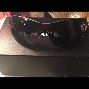 Chanel Sunnies